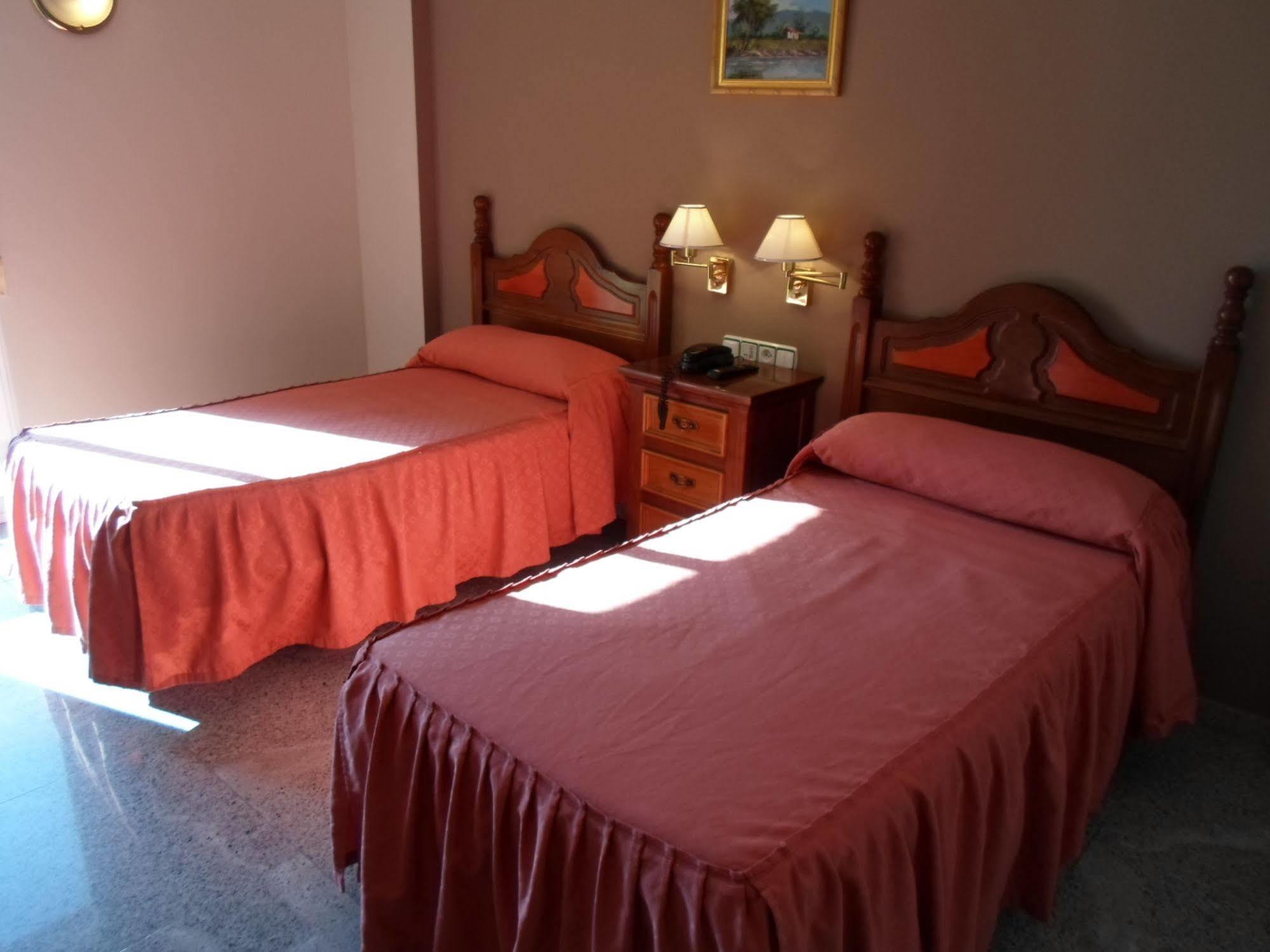 Hotel El Doncel Atarfe Zewnętrze zdjęcie